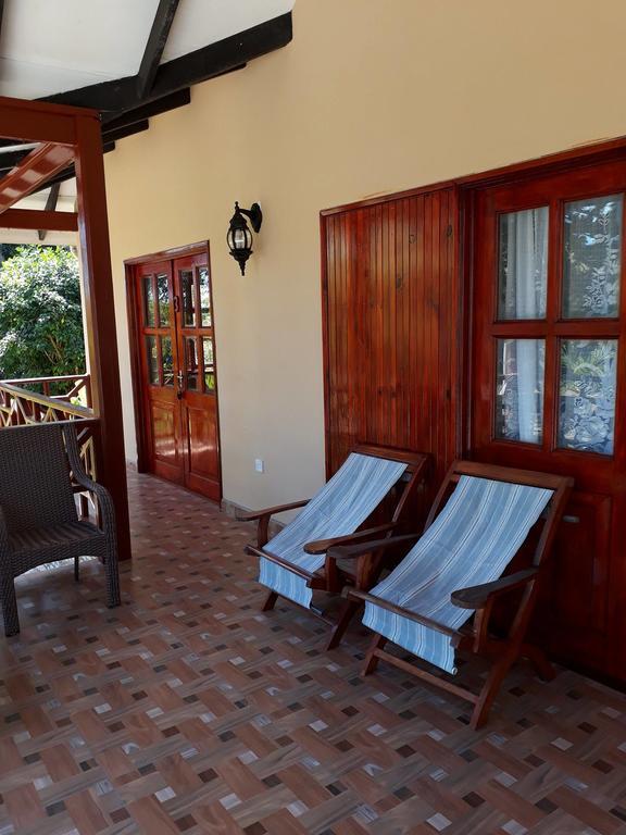 Paradise Flycatcher'S Lodge La Digue Exteriör bild