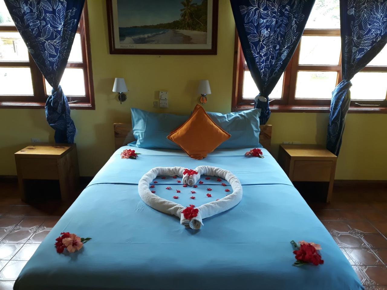 Paradise Flycatcher'S Lodge La Digue Exteriör bild