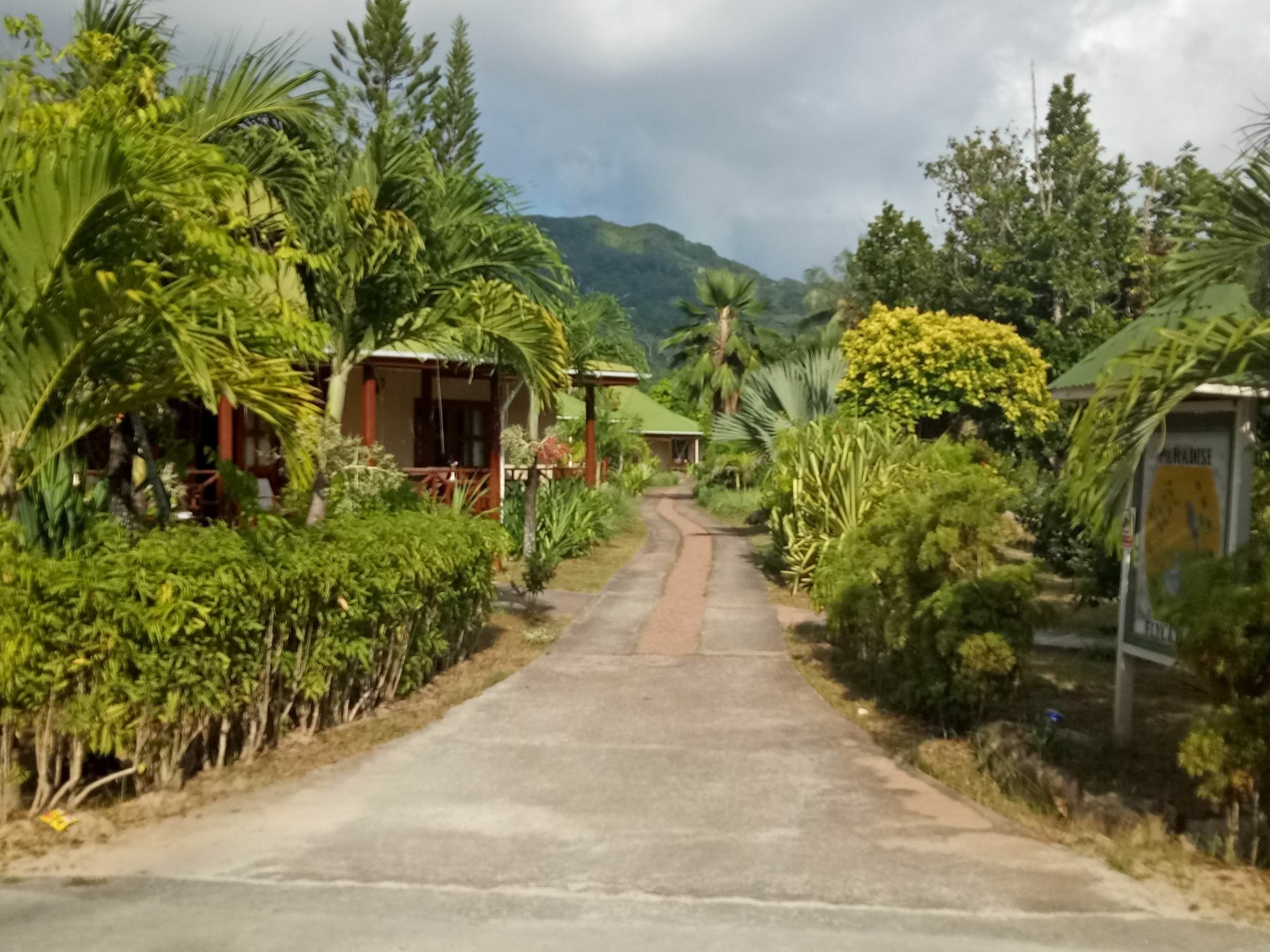 Paradise Flycatcher'S Lodge La Digue Exteriör bild